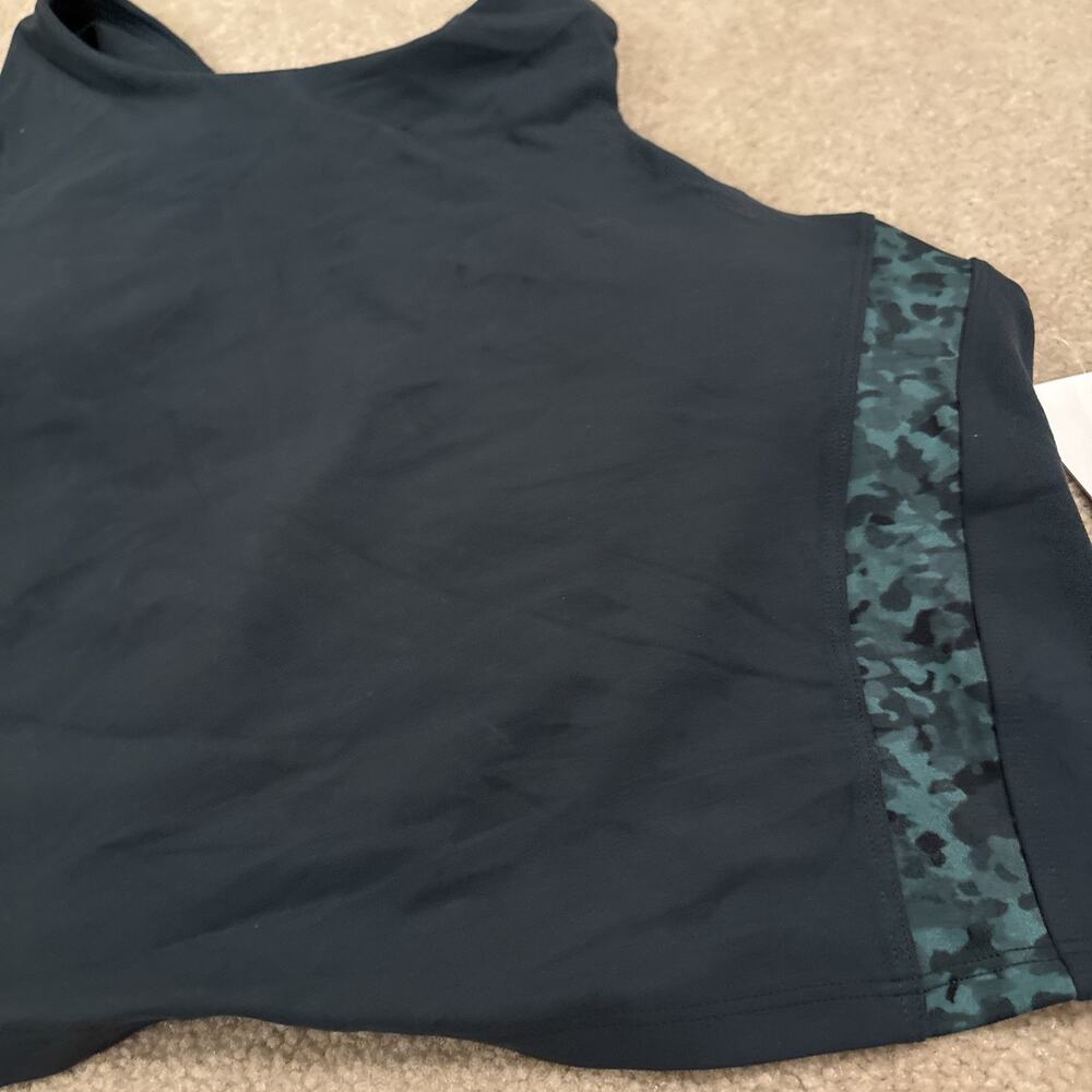 ATHLETA Conscious Crop Sports Bra Size 2XL D-DD Forest Green Camo High Neck Gym - Picture 3 of 9